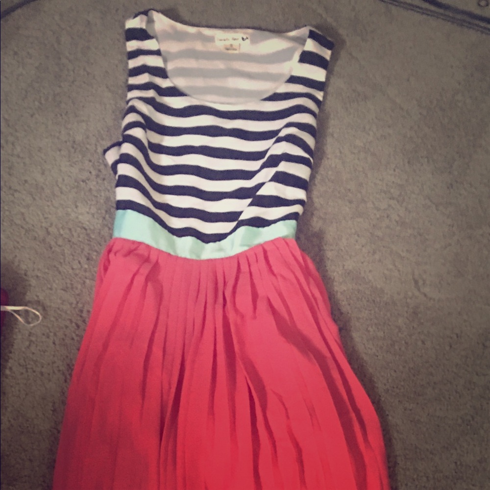 Women’s dress